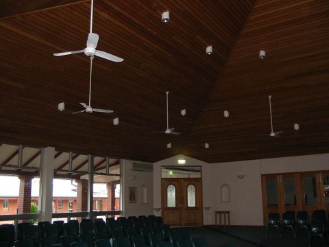 FEATURE TIMBER SLAT CEILING
