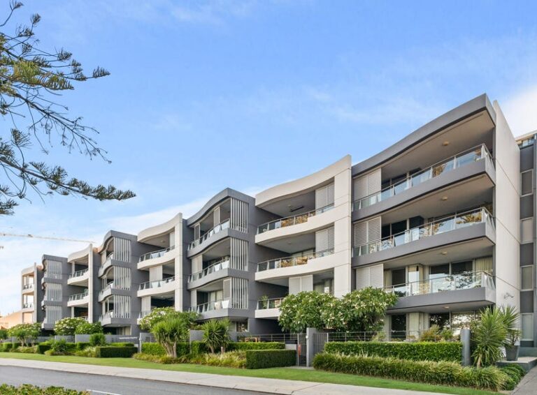 Azure Apartments and Commercial Development – Mt Pleasant