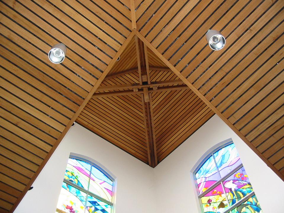 FEATURE TIMBER SLAT CEILING