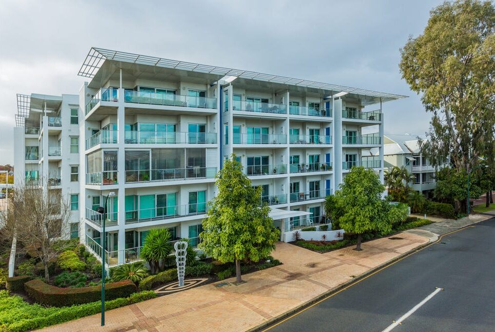 Swanview Apartments – Como